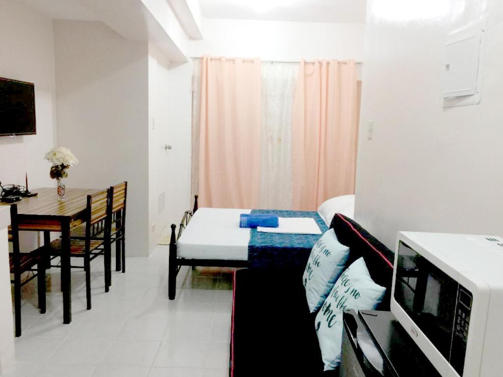 Cityland Tagaytay Taal Lake View City View Free Pool Parking Studios With Balcony Are City View Tagaytay City Exterior foto