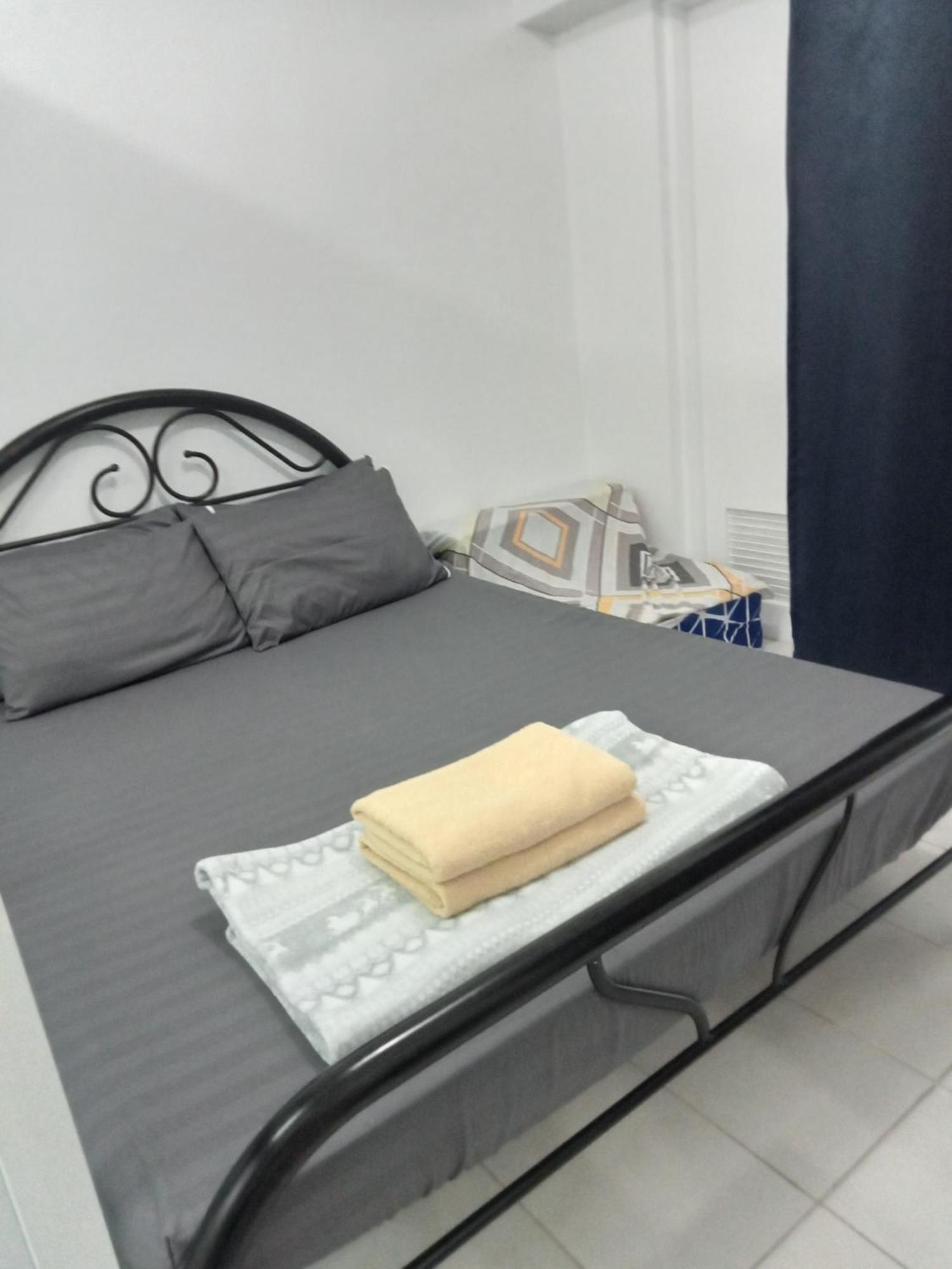Cityland Tagaytay Taal Lake View City View Free Pool Parking Studios With Balcony Are City View Tagaytay City Cameră foto